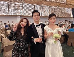 Cong phuong, vien minh, bạn gái công phượng, người yêu công phượng, vợ chưa cưới công phượng, công phượng làm đám hỏi, công theo tìm hiểu, vợ sắp cưới của công phượng tên là tô ngọc viên minh, sinh năm 1995. Cong PhÆ°á»£ng Ghi Ban Tháº¯ng Cuá»™c Ä'á»i Vá»›i Vien Minh Bang Sport