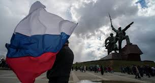 Risultati immagini per foto della bandiera Russia co foto della russia