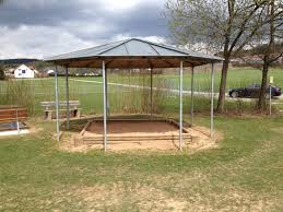 Seilbahnen eigenen sich für größere kinder. Gemeinde Irchenrieth Spielplatze