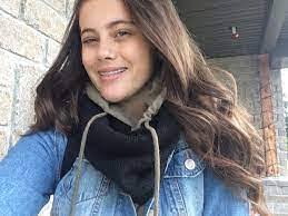 Kelly Riendeau's Instagram, Twitter & Facebook