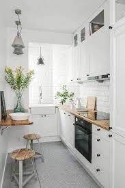 Untuk mendesain dapur cantik agar terlihat bersih, enak dilihat serta nyaman, terkadang agak menyulitkan apalagi luas area desain dapur minimalis moden menyatu dengan ruang makan. 25 Idea Dekorasi Ruang Dapur Kecil Cantik Moden Impian Keluarga