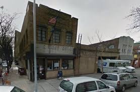 It's estimated that approximately 81,606 packages pass through this post office each year. Greenpoint Post Office Worker Faces Federal Charges For Stealing Parcels Computers Nearly 10k In Stamp Booklets Brooklyn Post