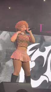 Ice spice twerk - ThisVid.com en anglais