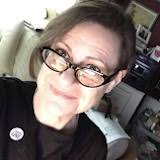 Karen Storms, Smart Librarian