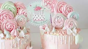 Sucettes En Meringues Francaise Croquantes Et Fondantes Ideales Pour Decorer Vos Layer Cake Youtube Meringue Gateau Sucette Fondant Decoration Bebe