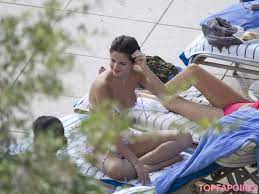 Selena Gomez Nude OnlyFans Leaked Photo #946 - TopFapGirls