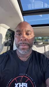 Kyle Walraven's Instagram, Twitter & Facebook