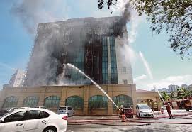 Feb 14, 2018 · a fire broke out at the employees provident fund (epf) building in petaling jaya yesterday, 13 february. Fewer Knee Jerk Reactions Needed
