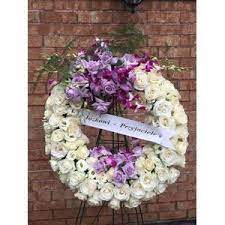 Jul 03, 2019 · the anchor also represents the anchoring influence of christ. Sympathy And Funeral Wreaths Hearts And Crosses Florida Flowers Scarborough On Flower Shop Local Florist Same Day Flower Delivery