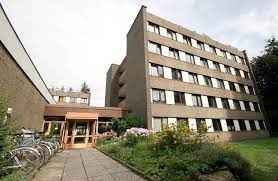 If you have special reasons for applying for a place in our student residence, please give them below. Rundgang Ums Haus Studentenwohnheim Roncalli Haus Bochum