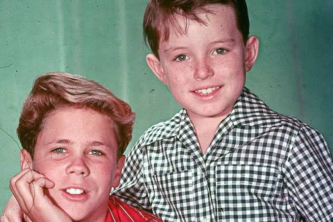 Tony Dow dead: starred as Wally on 'Leave it to Beaver' was 77 - Chicago  Sun-Times