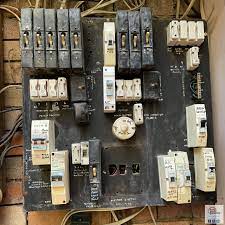 Many old fuse boxes provide for main and range fuse holders. Old Fuse Box Upgrades What You Need To Know Dcn Electrical