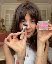 The Oh My Cream Skincare make-up routine by Laura Gauthier