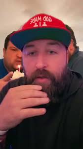 Robert Laidlaw (@vegasballer1)