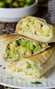 Rapide Et Facile A Faire La Delicieuse Recette Des Burritos Au Poulet Et Avocat A Au Avocat Burritos D Recipes Avocado Recipes Chicken Avocado Wrap