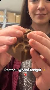 Our Dubai hex’s will be restocked at 6pm tonight 🍫🤎 #dubaichocolate  #irishbusiness #celbridge #sweettreats