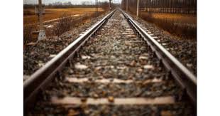 If you travel with an airplane (which has average speed of 560 miles) from bacau to piatra neamt, it takes 0.07 hours to arrive. Locomotiva Acceleratului Piatra Neamt Bucuresti A Plecat Fara Tren Calatorii Au Aflat Intr Un Tarziu