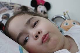 Ölümüne büyüyen 4 yaşındaki Azra başka çocuklara umut olacak