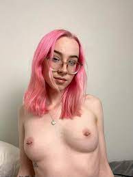 its getting cold in aus, can you warm my tits up with your mouth? nudes |  GLAMOURHOUND.COM