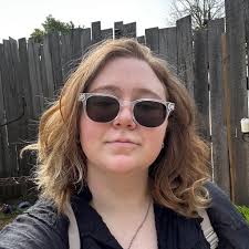 Hi everyone! I'm looking into getting an African dwarf frog but I need  advice/tips. I live in a dorm room for ~8 months of the year but travel  back to my home