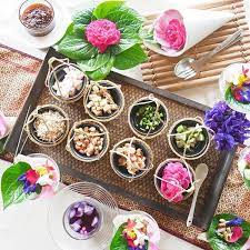 お花を食す チェンマイの農園懐石 table decorations decor home decor