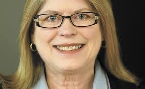 Debra Lamm's Instagram, Twitter & Facebook