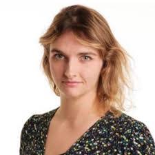 Suzanne Kenny's Instagram, Twitter & Facebook