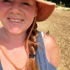 fried curly corn-on-the-cob at Momofuku Ssam Bar by chef max ng. it's cut  off the cob, fried, and served with a dollop of squid ink aioli, whipped  ricotta, and (a favorite of