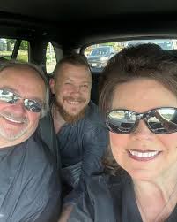 22 hours in the USA and we got everything done! Bit of a race against the  clock, but managed to get two machines up and running again and had a great  meeting.