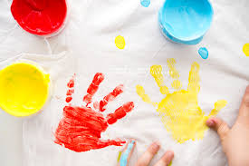 Cartes fete des peres cadeau fete des peres carte fête des mères idées de cartes activites enfants 2 ans fete des meres maternelle le carnaval des animaux activité peinture confection de cartes. Idees Cadeaux Livres Et Bricolages Pour La Fete Des Peres Milestory