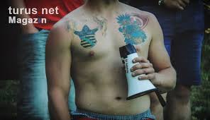 Tattoos artists studios events locations blog login. Fanszenen Aufkleber Graffiti Tattoos Bilder Und Links Seite 9 Turus Net Forum Turus Net Magazin