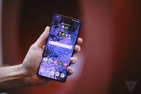 Darker backgrounds are also less obtrusive in general, don't clash with icons and widgets on your home screen, and can nicely complement the design of any black or gray device. Samsung S Galaxy S21 Ultra Is First With New Power Efficient Oled Display The Verge