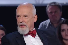 Był aresztowany za działalność polityczną w 1965 i 1968 roku, a w 1982 roku został internowany na cztery miesiące. Korwin Mikke Rozwscieczy Feministki O Inteligencji Kobiet Slow Kilka Nczas Com