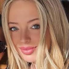 Influencer Cherry Hart posts TikTok of waitress calling her bulimic after  ordering dessert