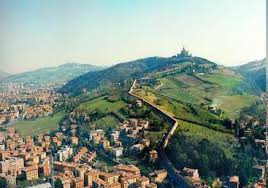 Casse dello stadio chiuse lunedì. Join A Family And Teach English In Bologna Italy