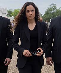 Even before walker's passing though, the end of furious 7 was being billed as the start of something new for the franchise, wrapping up an arc that began in 2009's fast & furious (or alternatively in tokyo drift, via some retcon magic). Queen Of The South Teresa Mendoza Blazer Alice Braga Black Blazer