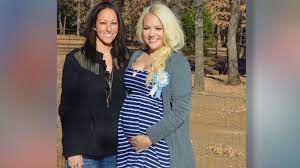 For The First Time In Texas Two Women Have Carried The Same Baby Wfaa Com