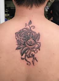 Hình xăm chim én có lẽ là hình xăm mà nhiều bạn gái yêu thích nhất. 97 Hinh XÄƒm La Ban Ä'áº¹p Máº¯t Mang Y NghÄ©a Ä'á»‹nh HÆ°á»›ng Cuá»™c Ä'á»i