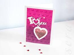 как сделать машинку для вырубки и тиснения своими руками Otkrytka O Lyubvi S Samodelnym Fonom Primenyaem Papki Dlya Tisneniya