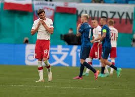 Chociaż polska kadra przegrała ze słowacją (1:2), to pomocnik torino spisał się bardzo karol linetty podczas ćwierćfinału z łukaszem fabiańskim (youtube.com). Lfmscgjtjpkb6m