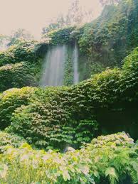Lokasi wisata alam ini berlokasi di kabupaten lombok tengah, kecamatan batukliang utara. Surga Tersembunyi Di Lombok Tengah Air Terjun Benang Stokel Dan Benang Kelambu