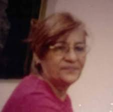 Toñita, nombre que guarda historias en su voz y esperanza en su manera de  amar. Tu nombre es canto de ternura, Toñita, alma que da calor, llevas la  paz en tu dulzura