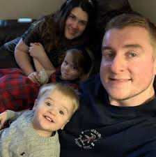 Anybody know what time Bugens closes please