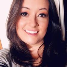 Kara Bogue's Instagram, Twitter & Facebook