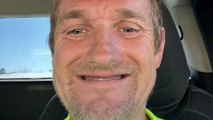 Patrick Broyles's Instagram, Twitter & Facebook