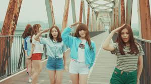 Navillera kore dizisini sitemize tıklayarak full hd kalite farkıyla türkçe bir şekilde izleyebilirsiniz. Gfriend Navillera 5 Modern Seoul