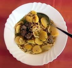 Recetas de salchichas alemanas con puré de patatas gratinadas y muchas más recetas de comidas alemanas. Gastronomia De Alemania Guia De Alemania