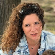 Hi! Any ideas what to do in Singapore in four days, during F1 weekend?  Thanks!