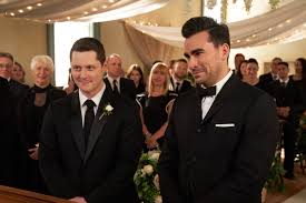 The family on the comedy 'schitt's creek' bears a striking resemblance to one another. Dan Levy S Mom Had The Most Perfect Schitt S Creek Finale Tweet