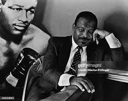 Middleweight champion Sugar Ray Robinson hitting the speed bag, circa...  News Photo